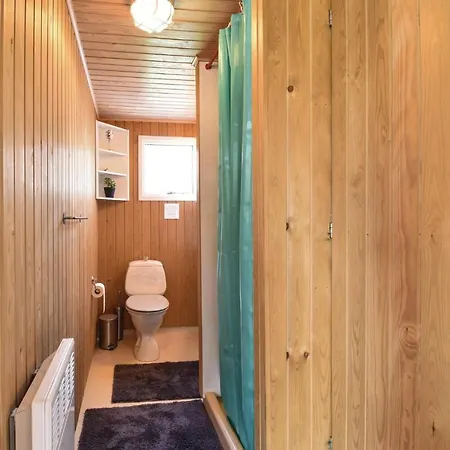 Three-bedroom Holiday In Otterup