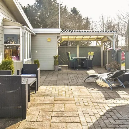 Three-bedroom Holiday In Otterup
