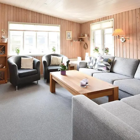 Holiday home Three-bedroom Holiday In Otterup